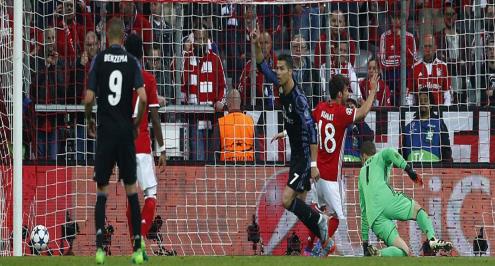 صورة.. بايرن ميونيخ غاضب من "تويتر" بسبب رونالدو